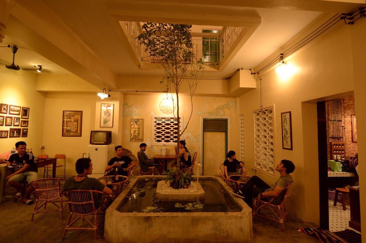 Savan Cafe Hostel Szavannakhet Kültér fotó